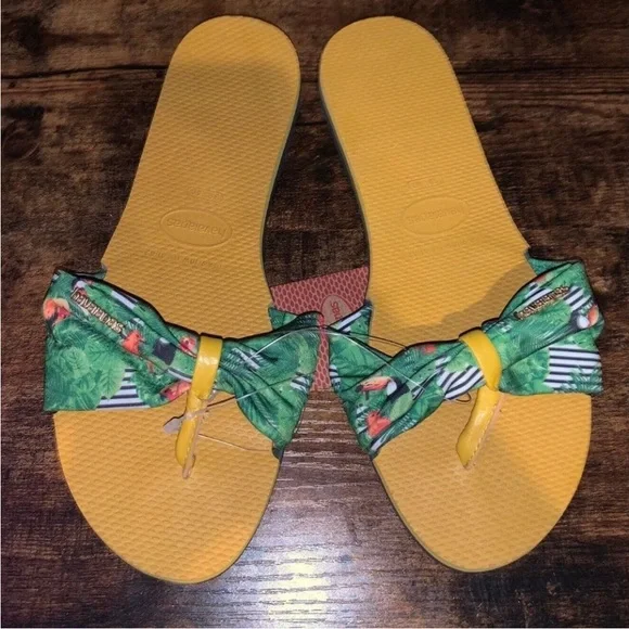 Havaianas Green and Yellow Women's Sandals size 37-38 NWT - Picture 3 of 8